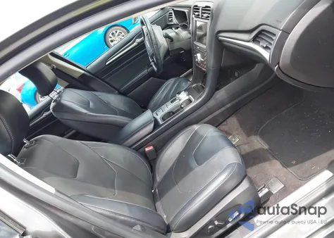 2019 Ford Fusion Energi Titanium from USA, damaged, VIN 3FA6P0SUXKR158795